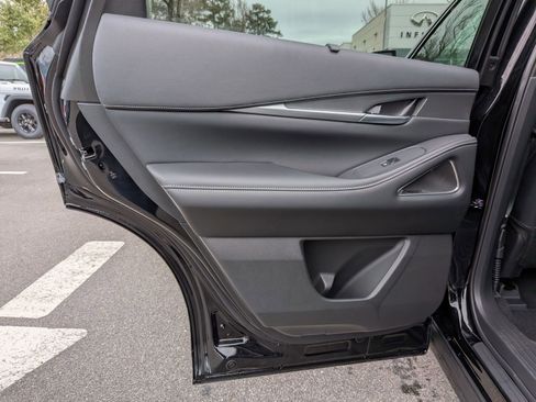 New 2026 INFINITI QX60 Luxe w/ Cargo Package image 26