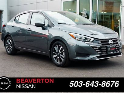 New 2025 Nissan Versa SV w/ Trunk Package