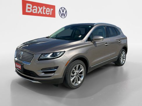 Used 2019 Lincoln MKC Select w/ Select Plus Package AWD/4WD image 16