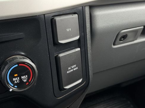 Used 2024 Ford F250 XL w/ XL Chrome Package RWD image 23