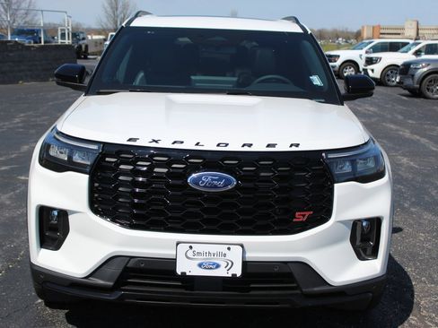 New 2026 Ford Explorer ST w/ Sun And Sound Package AWD/4WD image 11