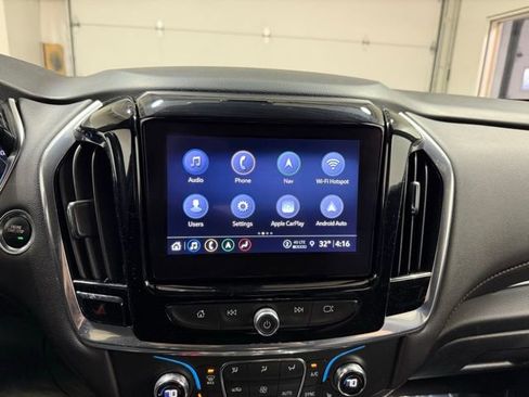 Certified 2022 Chevrolet Traverse RS image 17