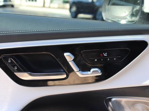 Certified 2025 Mercedes-Benz GLC 350e 4MATIC image 11