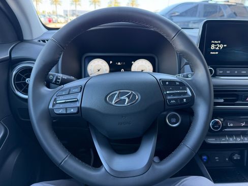 Certified 2023 Hyundai Kona Limited FWD image 9
