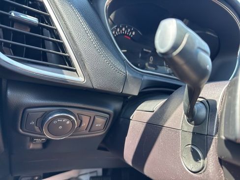 Used 2018 Lincoln MKX Reserve w/ Lincoln MKX Climate Package image 37