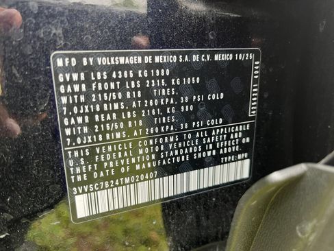 Used 2026 Volkswagen Taos SE FWD image 28