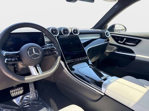 Certified 2023 Mercedes-Benz GLC 300 image 16