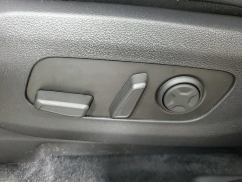 Used 2024 Kia Carnival SX Prestige FWD image 20