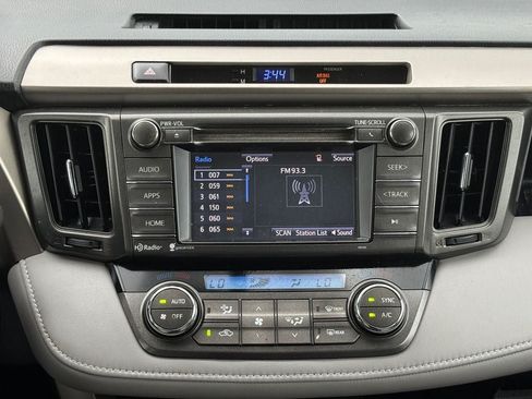 Used 2015 Toyota RAV4 XLE FWD image 24