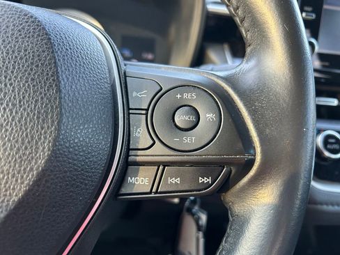 Used 2021 Toyota Corolla SE FWD image 17
