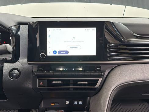 Used 2026 Toyota Camry LE image 10