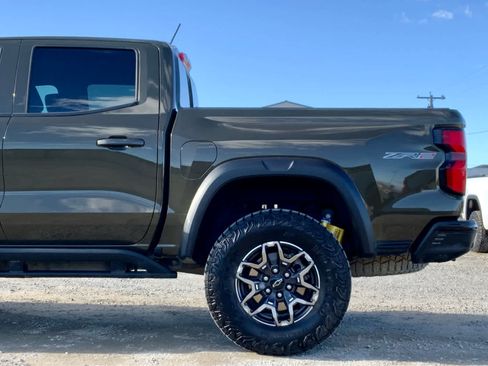 Certified 2025 Chevrolet Colorado ZR2 w/ Technology Package image 11