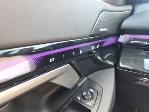 Used 2024 BMW i5 eDrive40i image 38