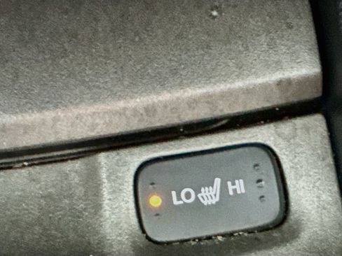 Used 2011 Honda Accord EX-L image 23