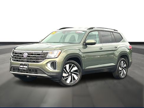 Used 2026 Volkswagen Atlas SE AWD/4WD image 1