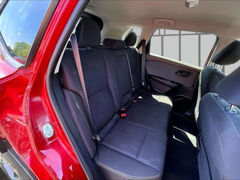 Used 2023 Nissan Rogue S AWD/4WD image 26