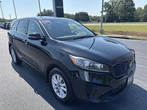 Used 2019 Kia Sorento FWD image 1