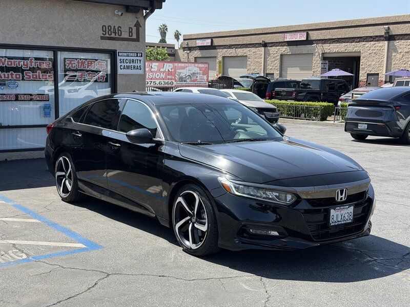Used 2019 Honda Accord Sport image 3