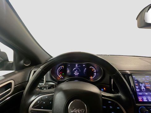 Used 2020 Jeep Grand Cherokee Limited w/ Luxury Group II RWD image 7