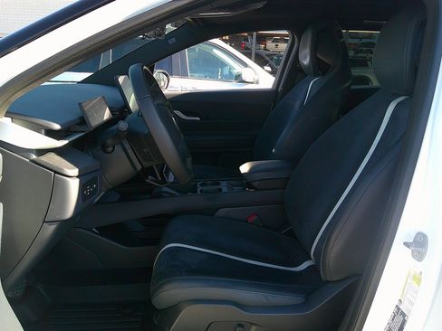 Used 2023 Fisker Ocean One image 9