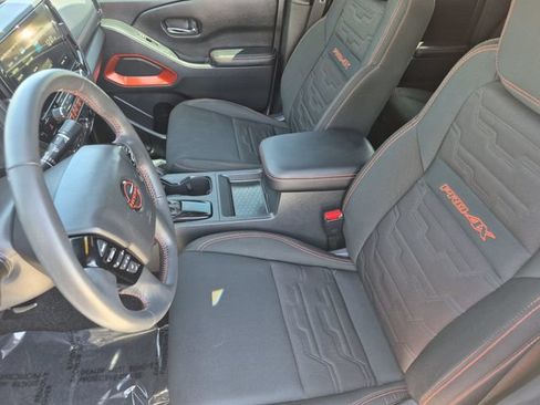 Certified 2025 Nissan Frontier PRO-4X AWD/4WD image 19