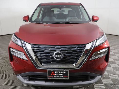 Used 2023 Nissan Rogue SV AWD/4WD image 9