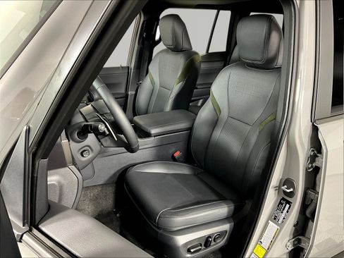Used 2024 Lexus GX 550 AWD/4WD image 21