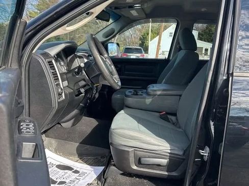 Used 2014 RAM 1500 Express image 9