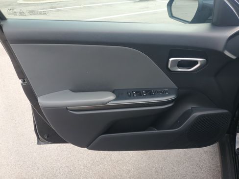 Used 2025 Kia K4 FWD image 9