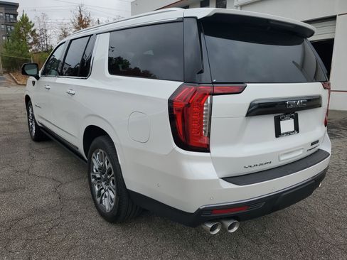 Used 2024 GMC Yukon XL Denali Ultimate image 4