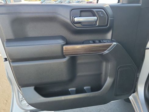 Used 2021 Chevrolet Silverado 1500 LT image 21