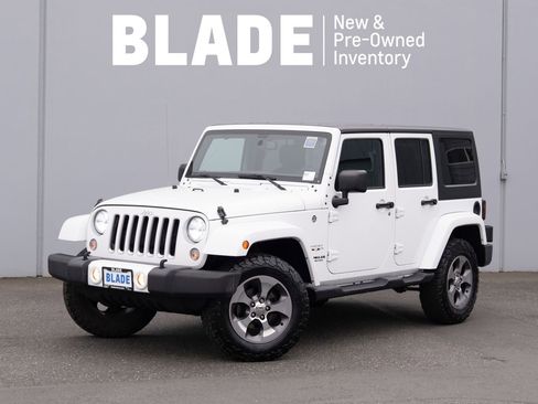 Used 2016 Jeep Wrangler Unlimited Sahara AWD/4WD image 1