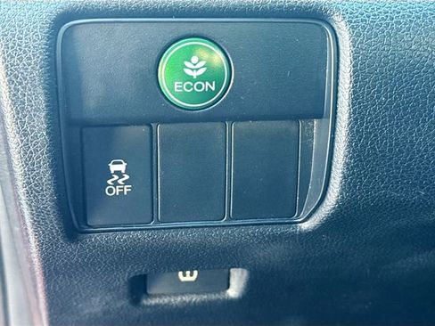 Used 2016 Honda Accord Sport image 10