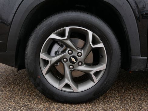 Certified 2025 Chevrolet Trax LT w/ LT Convenience Package image 7