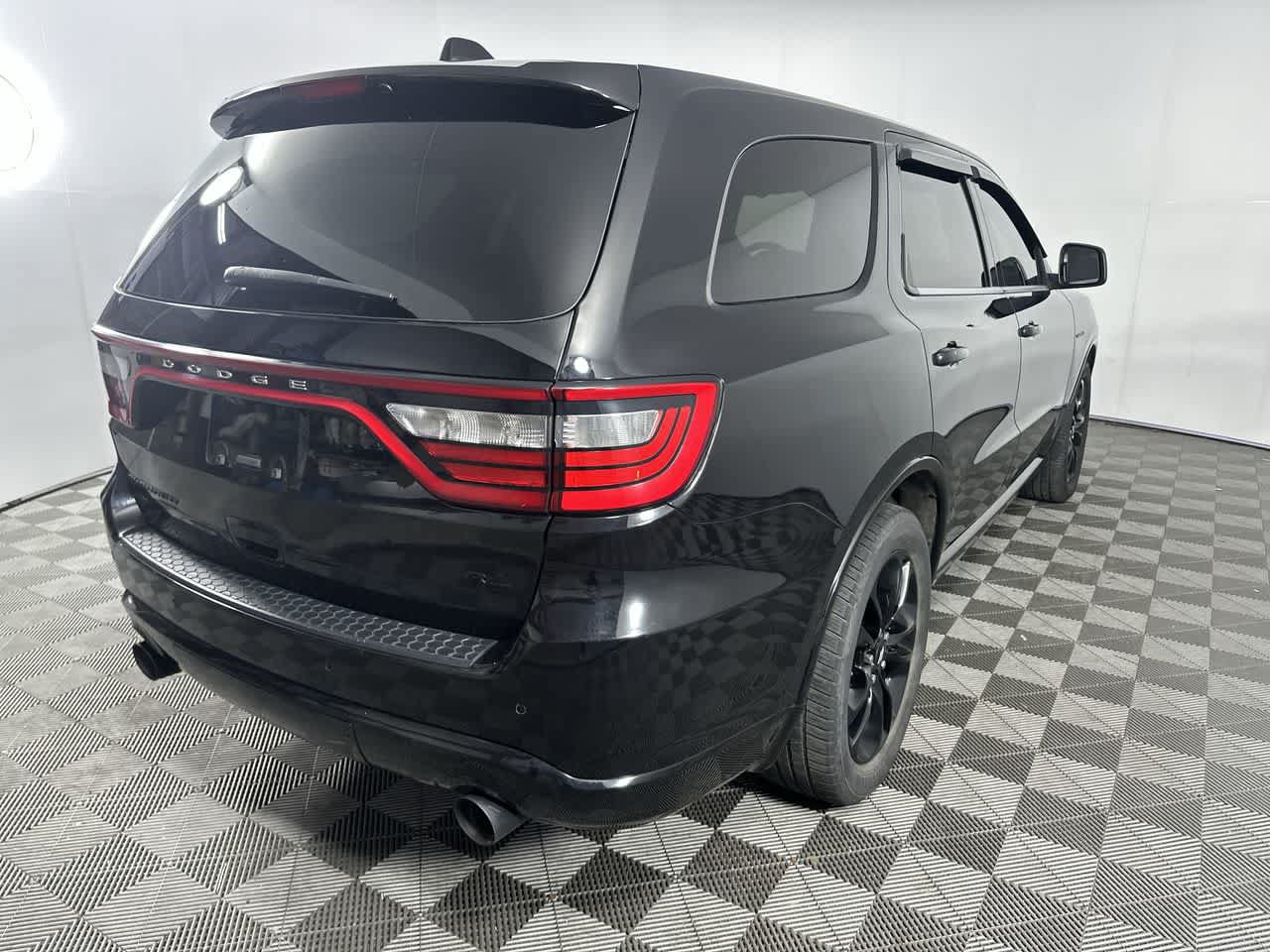Used 2020 Dodge Durango R/T w/ Blacktop Package AWD/4WD image 8