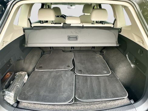 Used 2019 Volkswagen Tiguan SE AWD/4WD image 27