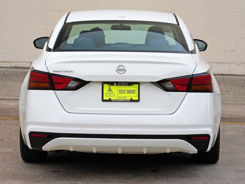 Used 2020 Nissan Altima 2.5 S FWD image 43