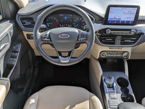 Certified 2020 Ford Escape SEL FWD image 11