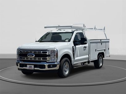 New 2025 Ford F350 XL w/ XL Chrome Package