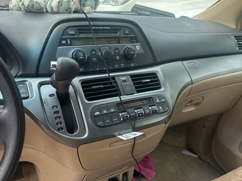 Used 2005 Honda Odyssey EX-L image 18