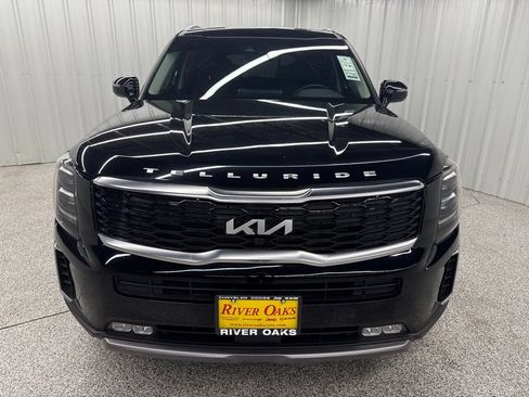 Used 2022 Kia Telluride SX FWD image 2