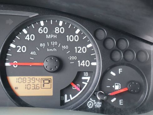 Used 2014 Nissan Frontier SV AWD/4WD image 41