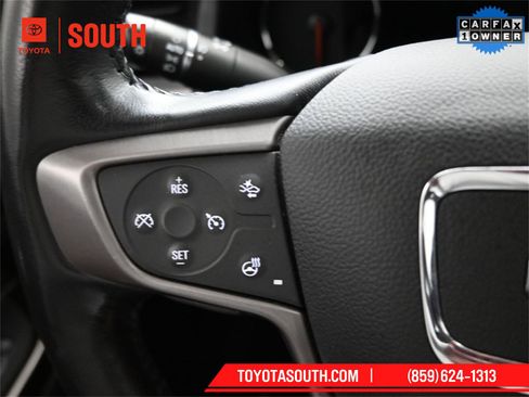 Used 2022 GMC Acadia AT4 w/ Technology Package image 20