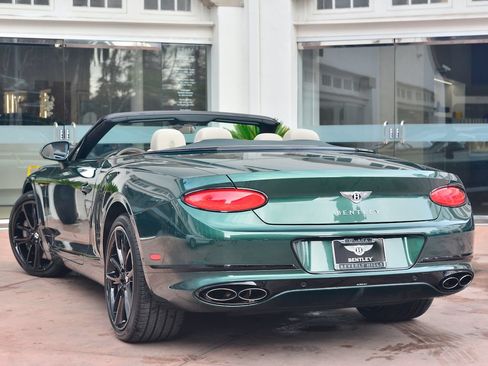 Used 2023 Bentley Continental GT Azure AWD/4WD image 3