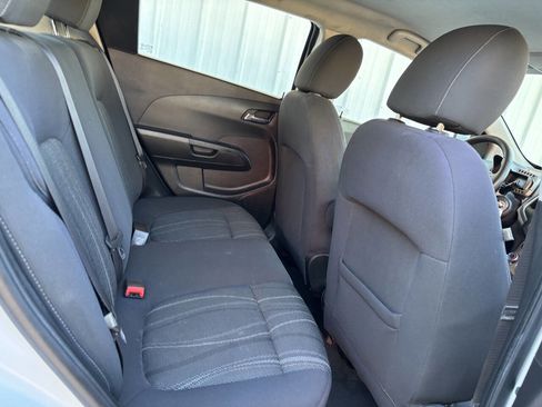 Used 2015 Chevrolet Sonic LT image 15