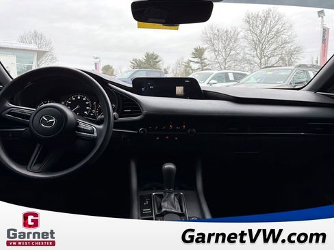 Used 2022 MAZDA MAZDA3 s image 12