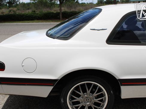 Used 1988 Ford Thunderbird RWD image 39