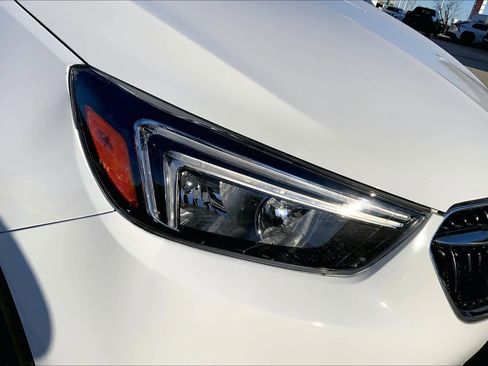 Used 2020 Buick Encore Preferred image 27