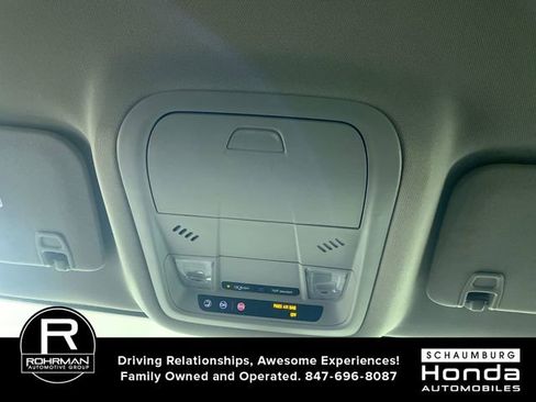 Used 2017 GMC Acadia SLE w/ Driver Alert Package I image 11