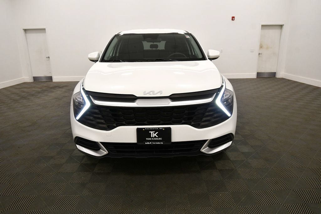 Certified 2023 Kia Sportage LX AWD/4WD image 11